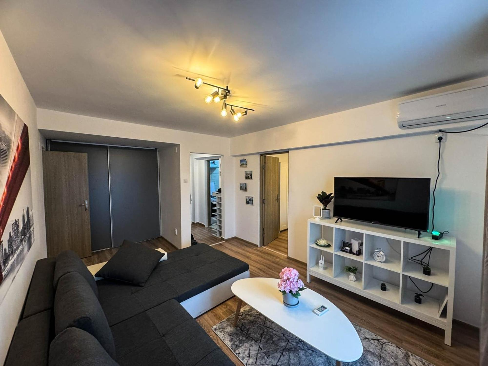 Sunrise Apartments City Center Bucarest Exterior foto